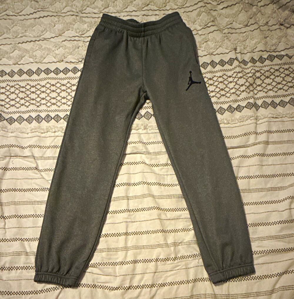 Jordan Boys Gray Dri-FIT Fleece Jogger Sweatpants M 10-12
